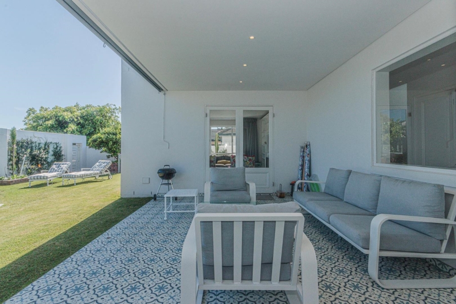 3 Bedroom Property for Sale in Sunset Beach Western Cape